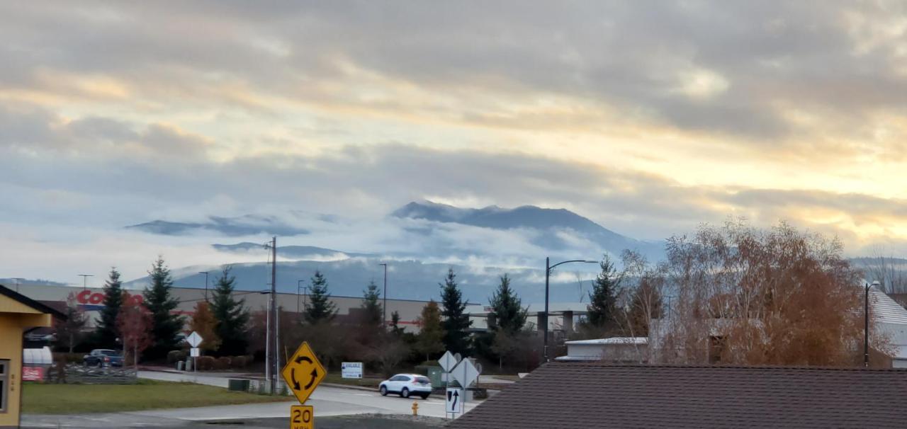 Olympic View Inn Sequim Exterior foto